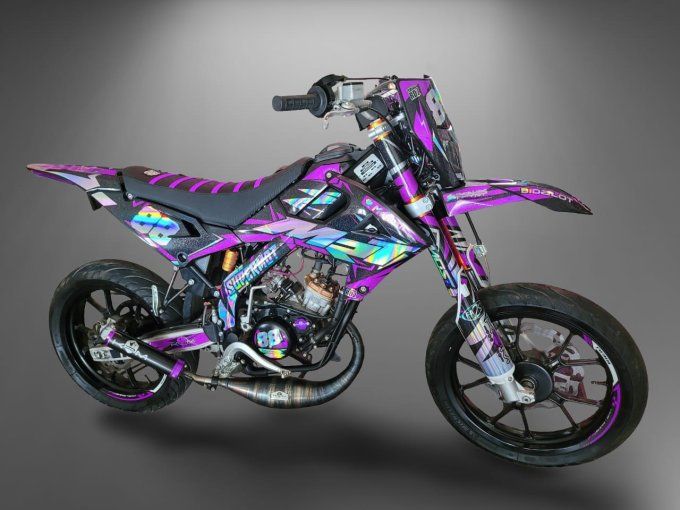 kit deco - rieju - mrt - pro - violet - supermot - holographic - krm - 2fast - stickers -